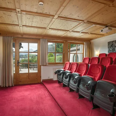 Gruppenhaus Weinberghof Mit Kino, & Terrasse Kirchberg in Tirol